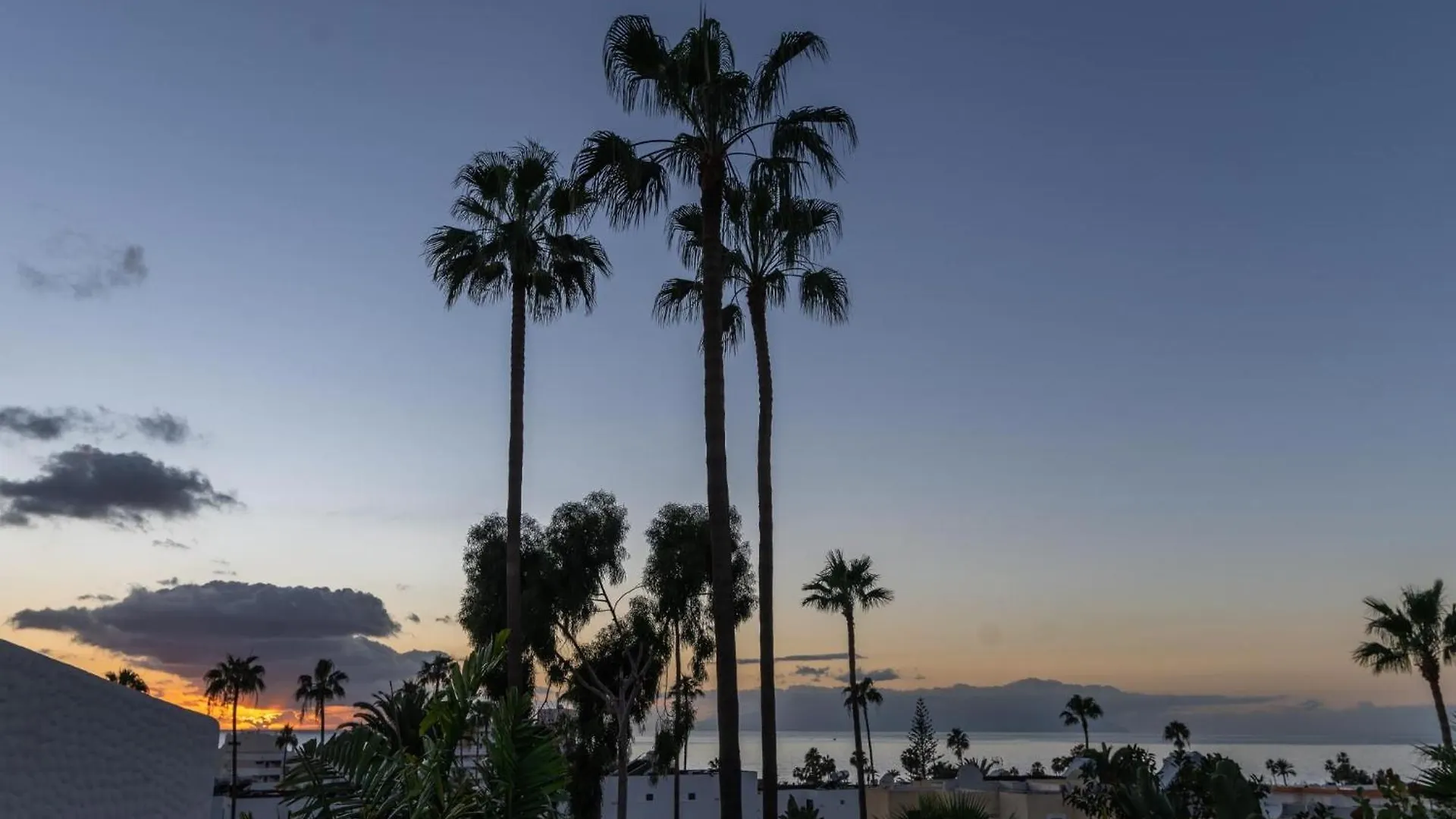 Villa Panama, 5Min Walk To The Beach Playa de las Americas  Holiday home Playa de las Americas (Tenerife)