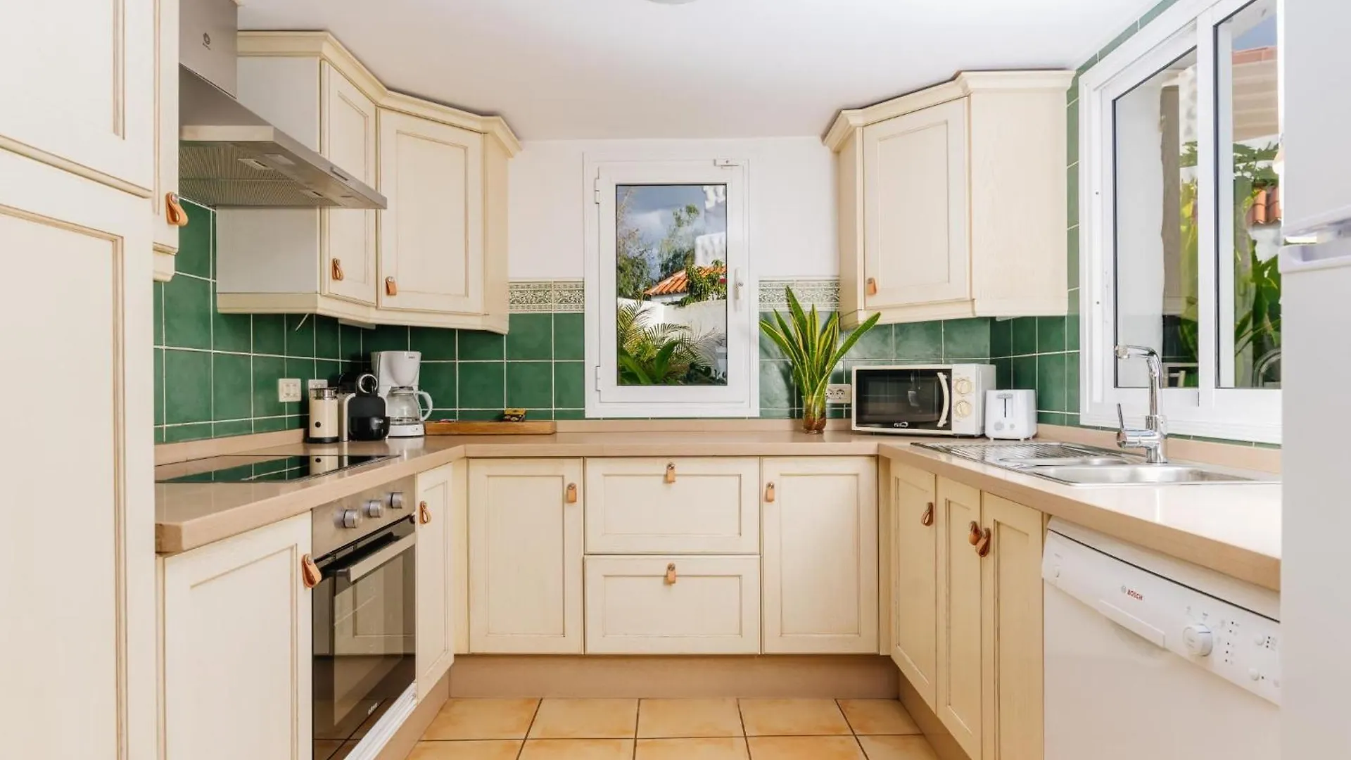 Holiday home Villa Panama, 5Min Walk To The Beach Playa de las Americas  Spain